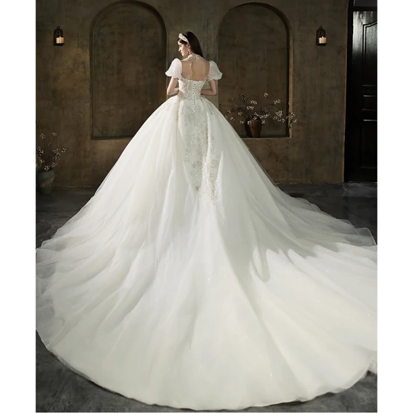 High End Vintage Ivory / Creme Perlenstickerei Perle Strass Brautkleider / Hochzeitskleider 2022 Ballkleid Rundhalsausschnitt Kurze Ärmel Rückenfreies Königliche Schleppe Hochzeit