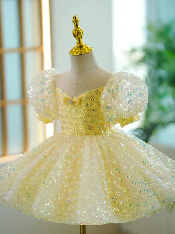 Chic / Beautiful Yellow Short Beading Sequins Birthday Flower Girl Dresses 2023 Ball Gown Scoop Neck Puffy Short Sleeve Flower Girl Dresses