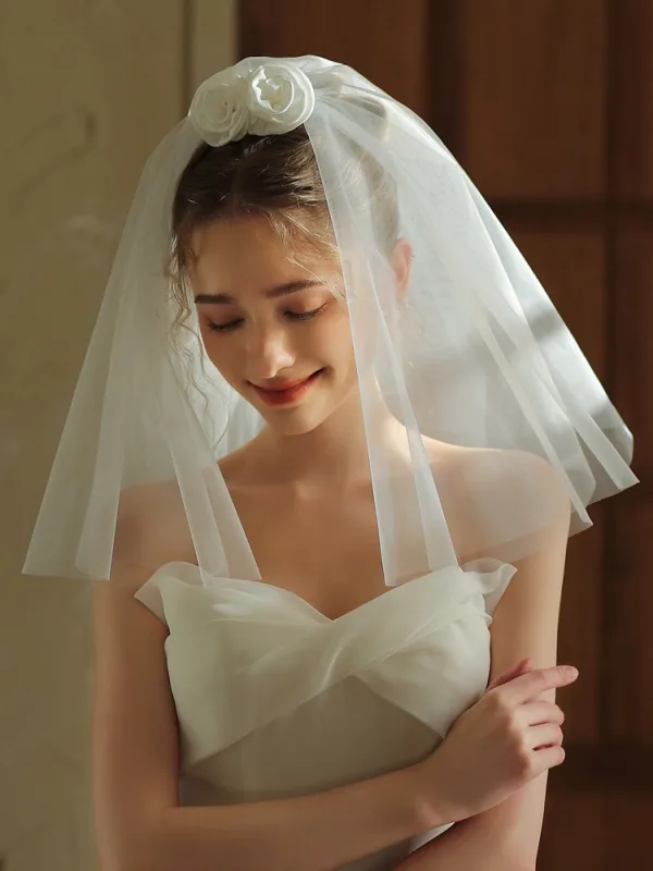 Elegant White Handmade  Flower Bridal Wedding Veils 2025 Tulle
