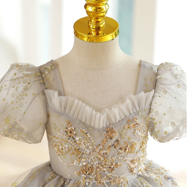 Chic / Beautiful Grey Star Sequins Short Flower Girl Dresses 2023 Square Neckline Short Sleeve Backless Prom Flower Girl Dresses