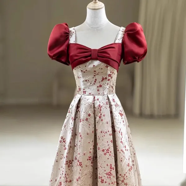 Elegant Burgundy Printing Satin Prom Dresses 2023 A-Line / Princess Square Neckline Bow Puffy Short Sleeve Backless Floor-Length / Long Formal Dresses