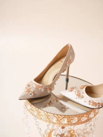 Elegante Champagne Kralen Leer Bruidsschoenen 2026 8 Cm Naaldhakken Stiletto Spitse Neus Huwelijk Pumps Hoge Hakken