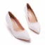 Charmant Blanche Perle En Dentelle Fleur Cristal Chaussure De Mariée 2023 7 cm Talons Épais À Bout Pointu Mariage Escarpins Talons Hauts