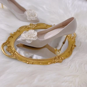Élégant Champagne Perle Appliques Chaussure De Mariée 2024 8 Cm Talons Aiguilles À Bout Pointu Escarpins Talons Hauts