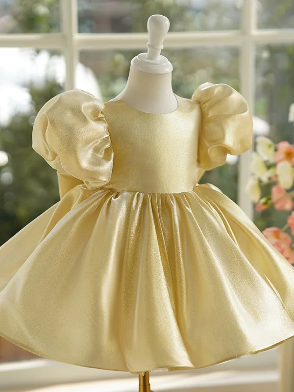Mode Doré Courte Anniversaire Robe Ceremonie Fille 2024 Robe Boule Encolure Dégagée Gonflée Manches Courtes Dos Nu Noeud