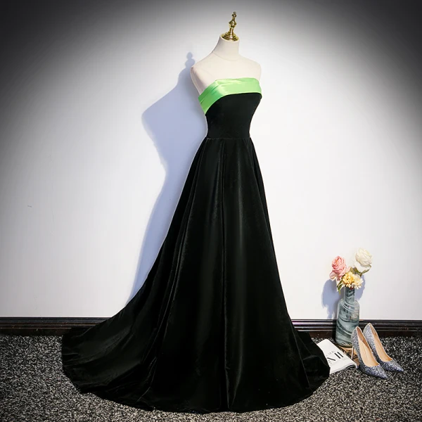 Elegant Black Suede Prom Dresses 2023 A-Line / Princess Strapless Sleeveless Backless Sweep Train Prom Formal Dresses