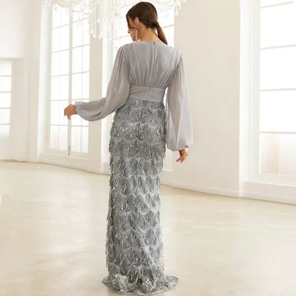 Chic / Belle Gris Perlage Paillettes Gland Vacances Robe De Soirée 2022 Trompette / Sirène V-Cou Manches Longues Fendue devant Longue Robe De Ceremonie