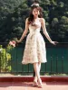 Chic / Beautiful White Floral Homecoming Graduation Dresses 2024 A-Line / Princess Spaghetti Straps Sleeveless Backless Tea-length Formal Dresses