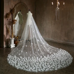 Haut De Gamme Blanche Fait Main Appliques Voile De Mariée 2024