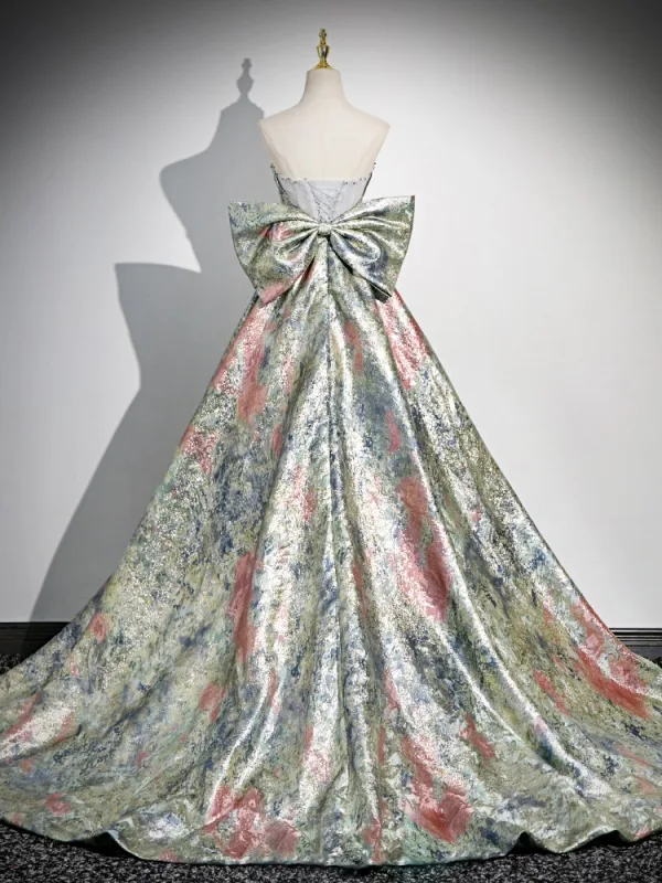 Fashion Multi-Colors Printing Prom Dresses 2024 A-Line / Princess Strapless Sleeveless Backless Bow Sweep Train Prom Formal Dresses