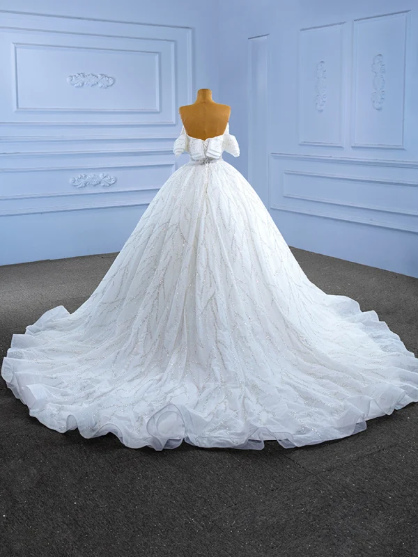 Best Charming White Beading Pearl Sequins Wedding Dresses 2022 Ball Gown Strapless Sleeveless Backless Sash Chapel Train Wedding