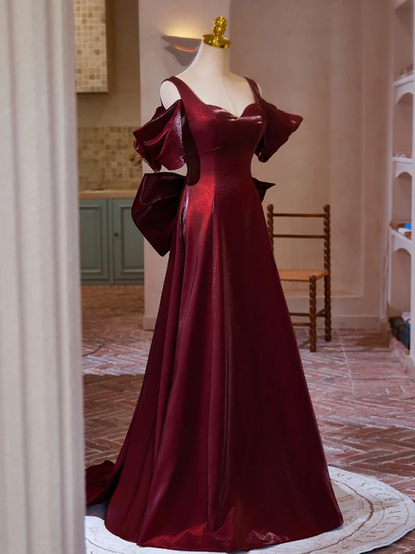 Chic / Belle Bordeaux Satin Robe De Bal 2024 Princesse Encolure Carrée Manches Courtes Dos Nu Noeud Train De Balayage Promo Robe De Ceremonie