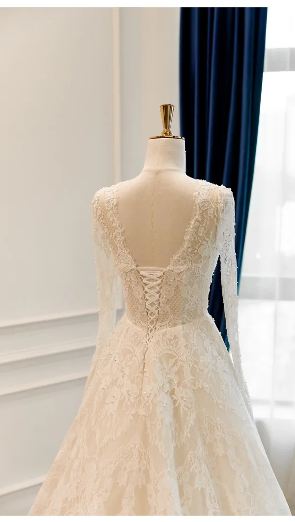 Luxury / Gorgeous Elegant Ivory Handmade Beading Pearl Sequins Lace Flower Wedding Dresses 2026 A-Line / Princess V-Neck Long Sleeve Backless