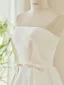 Elegant Elfenben Satin Sløyfe Brudekjoler 2026 Prinsesse Strapless Uten Ermer Ryggløse Feie Tog