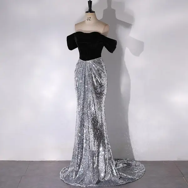 Sexy Schwarz Pailletten Abendkleider 2024 Ballkleid Off Shoulder Kurze Ärmel Rückenfreies Sweep / Pinsel Zug Abend Festliche Kleider