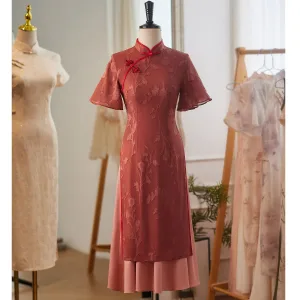 Chiński Styl Vintage Czerwone Długość Herbaty Cheongsam 2024 Syrena Rozkloszowane Wysokiej Szyi Kótkie Rękawy