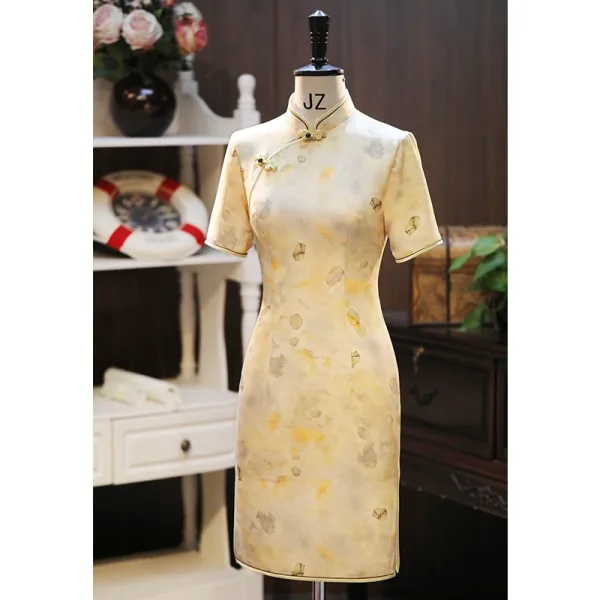Chinese style Yellow Printing Prom Cheongsam 2025 Trumpet / Mermaid Silk High Neck Short Sleeve Tea-length