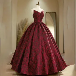 Chic Belle Bordeaux Rose Impression Robe De Bal 2024 Robe Boule Bustier Sans Manches Dos Nu Longue Promo Robe De Ceremonie