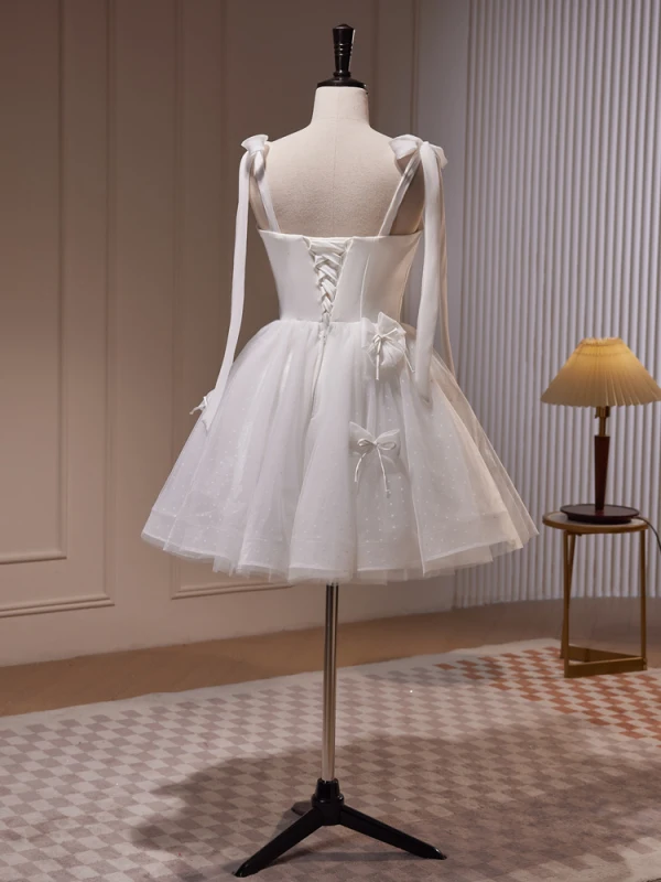 Schön Weiß Schleife Perle Brautkleid Kurz 2023 Spaghettiträger Ärmellos Rückenfreies Kurze Brautkleider / Hochzeitskleider