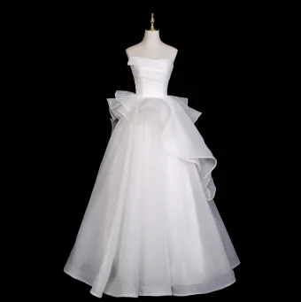 Modest Simple White Prom Dresses 2025 Ball Gown Strapless Sleeveless Backless Floor Length Long Prom Formal Dresses