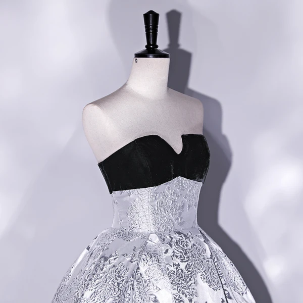 Elegant Silver Grey Printing Prom Dresses 2022 Ball Gown Strapless Sleeveless Backless Floor-Length / Long Prom Formal Dresses
