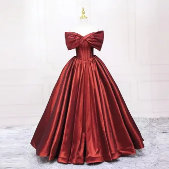 Eleganckie Burgund Satyna Sukienki Na Bal 2025 Suknia Balowa Kokarda Przy Ramieniu Kótkie Rękawy Bez Pleców Długie Bal Sukienki Wizytowe