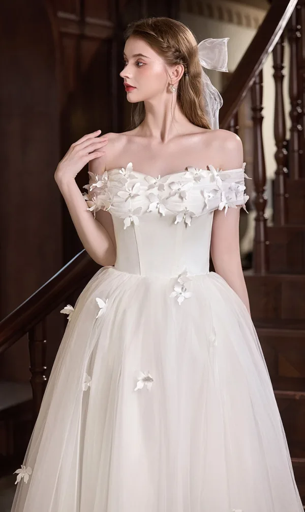 Leichtes Weiß Perle Schmetterling Brautkleider / Hochzeitskleider 2025 A Linie Off Shoulder Kurze Ärmel Rückenfreies Lange