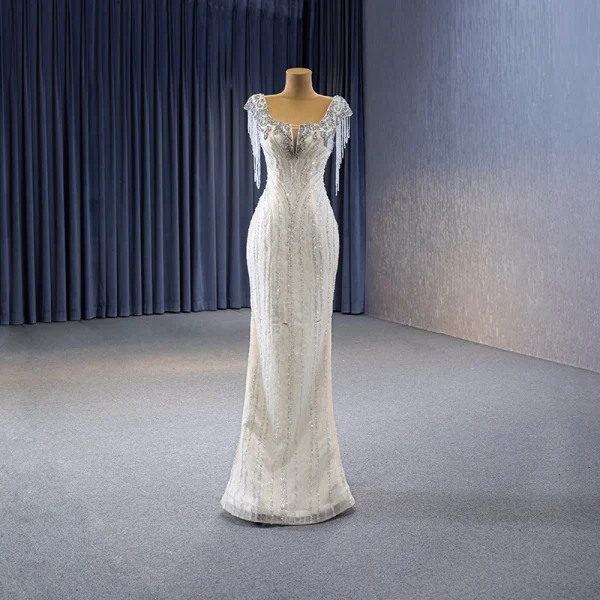 Luxe Blanche Perlage Gland Faux Diamant Paillettes Volants en Cascade Robe De Mariée 2023 Trompette / Sirène Encolure Carrée Sans Manches Dos Nu Chapel Train Mariage