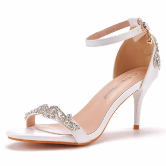 Charmant Witte Rhinestone Bruidsschoenen 2022 Enkelband 7 Cm Naaldhakken Stiletto Peep Toe Hoge Hakken