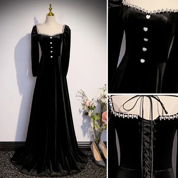 Schöne Schwarz Velour Wildleder Abendkleider 2023 A Linie Eckiger Ausschnitt Strass Lange Ärmel Rückenfreies Schleife Sweep / Pinsel Zug Abend Festliche Kleider
