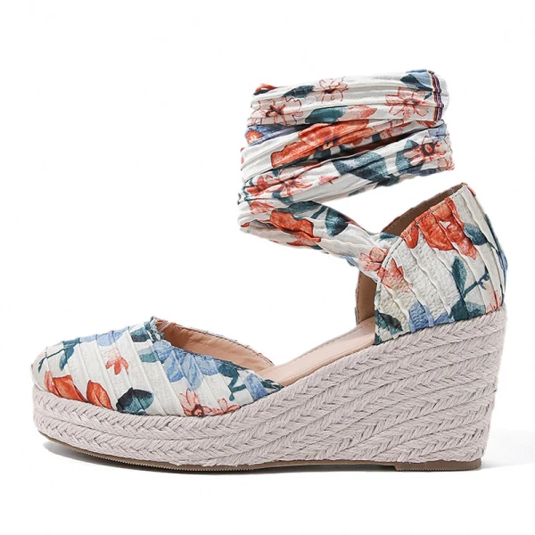 Fashion White Summer Street Wear Womens Sandals 2023 Ankle Strap 7 cm Wedges Square Toe Sandals