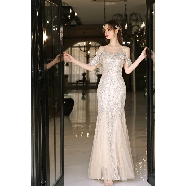 Scintillantes Sexy Champagne Paillettes Robe De Soirée 2022 Trompette / Sirène Bretelles Spaghetti Manches Courtes Dos Nu Longue Soirée Robe De Ceremonie