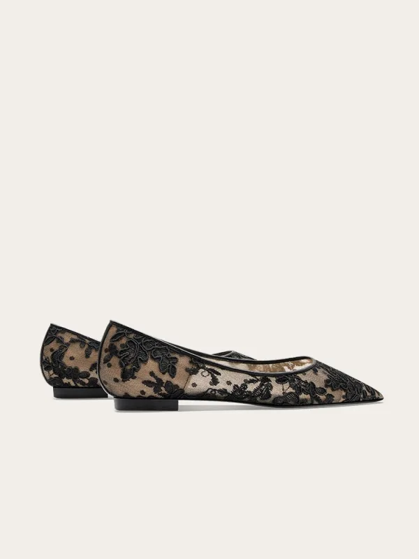 Vintage / Retro Chinese style Lace Embroidered Flat Black Prom Womens Shoes 2024 Tulle Pointed Toe Heels