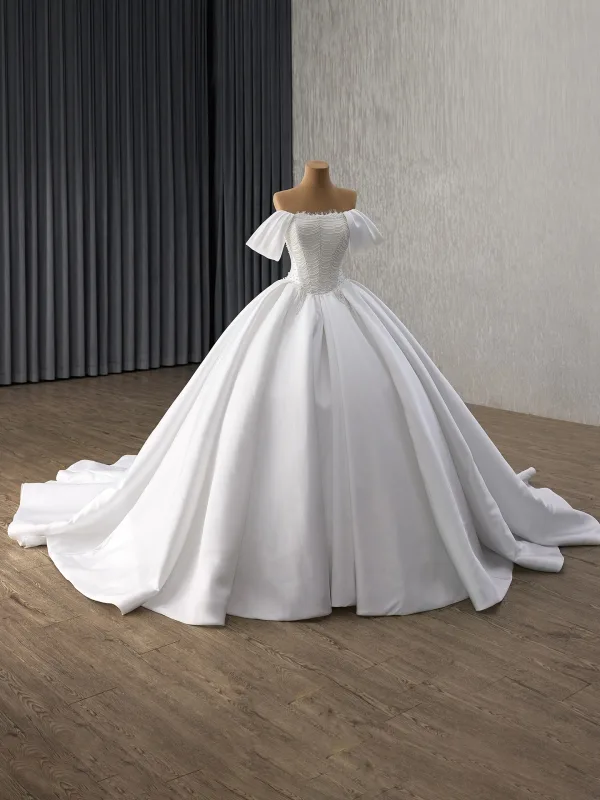 High-end Elegant White Pearl Satin Wedding Dresses 2025 Ball Gown Off-The-Shoulder Short Sleeve Backless Chapel Train Wedding