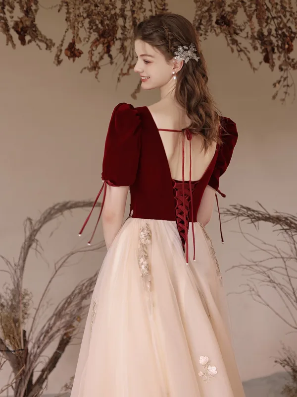 Chic / Beautiful Burgundy Rhinestone Lace Flower Velvet Prom Dresses 2024 A-Line / Princess Square Neckline Short Sleeve Backless Floor-Length / Long Prom Formal Dresses