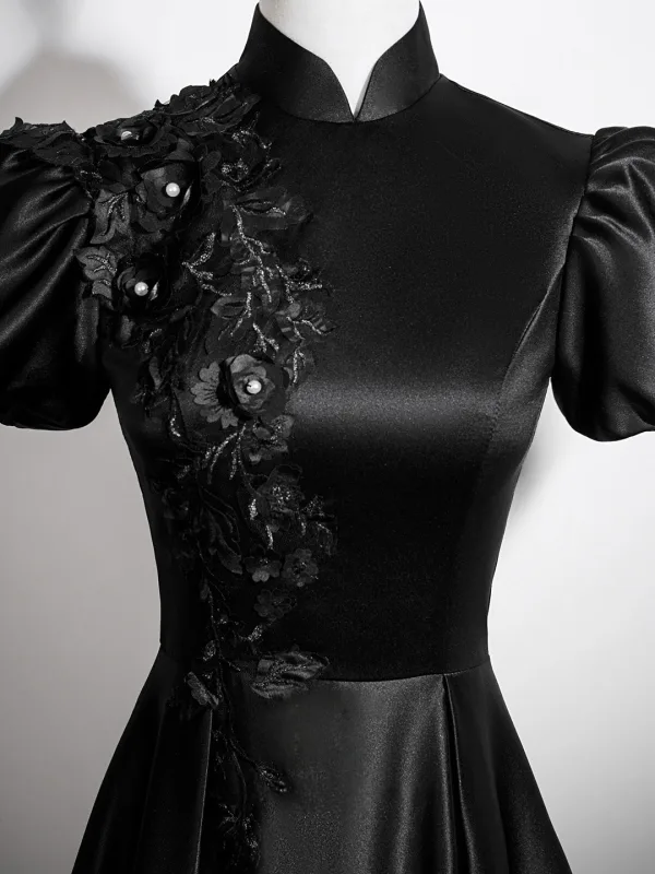 Vintage / Retro Black Satin Appliques Prom Dresses 2025 A-Line / Princess High Neck Puffy Short Sleeve Backless Floor-Length / Long Prom Formal Dresses