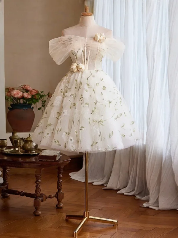 Chic / Beautiful Champagne Appliques Short Homecoming Graduation Dresses 2025 Ball Gown Off-The-Shoulder Short Sleeve Backless Tulle