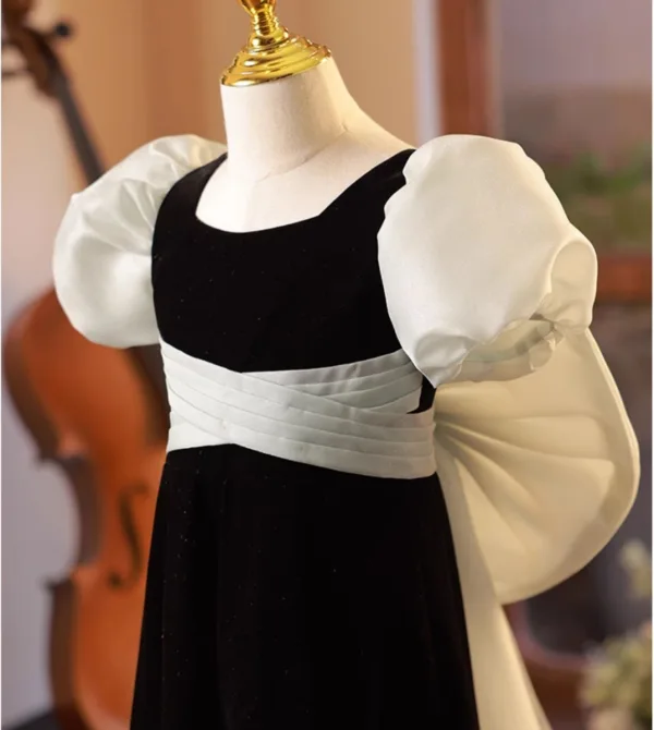 Elegant Black Birthday Flower Girl Dresses 2024 A-Line / Princess Square Neckline Puffy Short Sleeve Backless Bow Floor-Length / Long