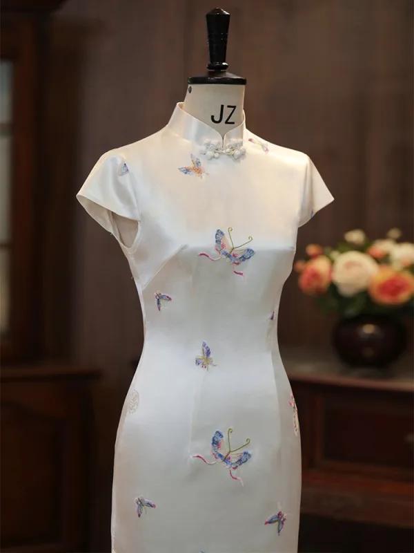 Chinese style White Embroidered Butterfly Tea-length Cheongsam 2026 Trumpet / Mermaid High Neck Cap Sleeves