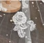 Elegant White Pearl Lace Flower Wedding Veils 2024 3.5 m Tulle Chapel Train Wedding