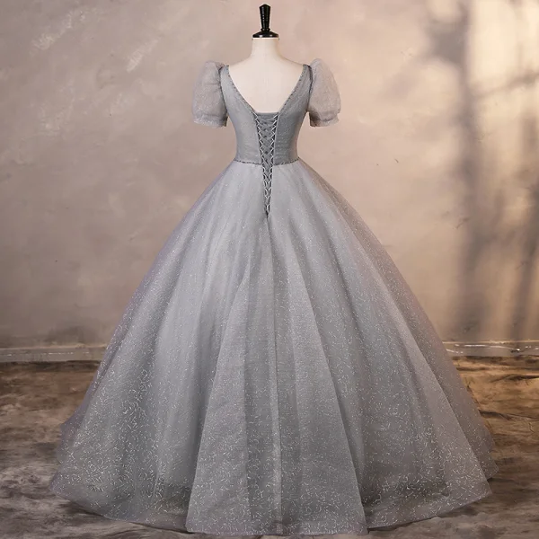 Élégant Gris Paillettes Robe De Bal Gonflée 2023 Robe Boule Encolure Carrée Manches Courtes Dos Nu Longue Promo Robe De Ceremonie