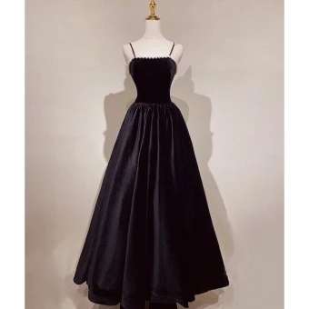 Élégant Noire Daim Perle Robe De Bal 2022 Princesse Bretelles Spaghetti Sans Manches Dos Nu Longue Promo Robe De Ceremonie