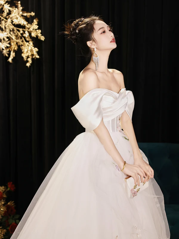 Charming White Lace Flower Wedding Dresses 2024 A-Line / Princess Off-The-Shoulder Short Sleeve Backless Floor-Length / Long