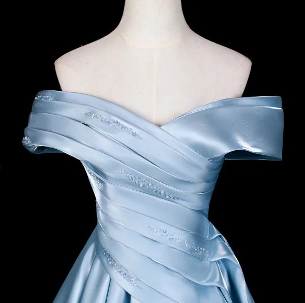 Elegante Himmelblau Satin Ballkleider 2026 A Linie Off Shoulder Ärmellos Rückenfreies Lange Ball Festliche Kleider