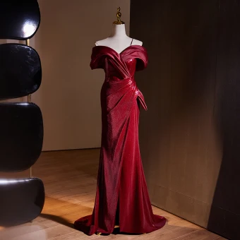 Elegant Burgundy Sequins Prom Dresses 2024 Trumpet Mermaid Off The Shoulder Short Sleeve Backless Sweep Train Prom Formal Dresses