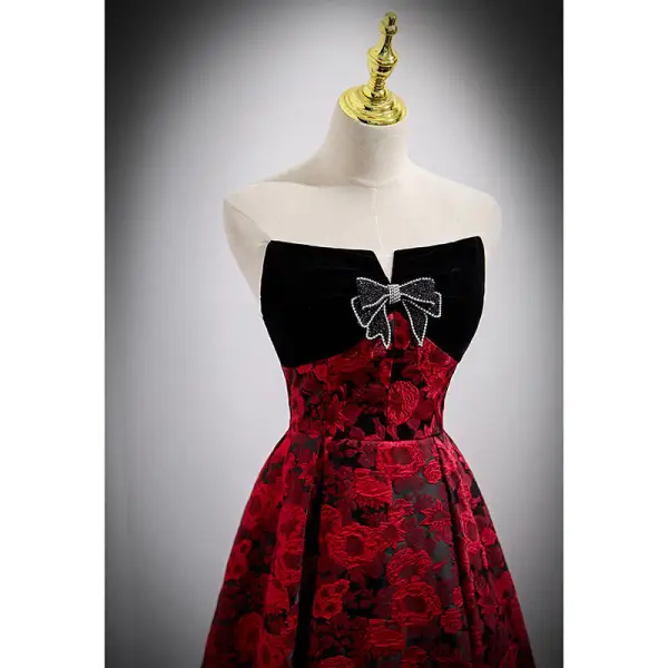 Charming Burgundy Printing Prom Dresses 2022 A-Line / Princess Strapless Rhinestone Bow Sleeveless Backless Floor-Length / Long Prom Formal Dresses