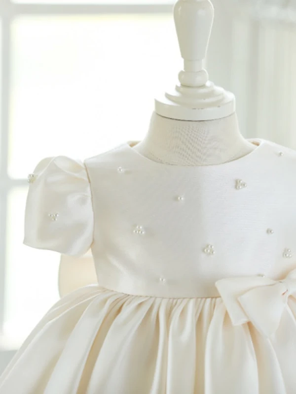 Charmant Blanche Noeud Perle Anniversaire Robe Ceremonie Fille 2023 Encolure Dégagée Gonflée Manches Courtes Courte