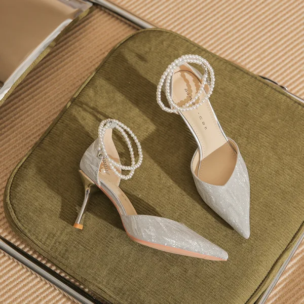 Charmant Silber Perle Knöchelriemen Glanz Abend Sandalen Damen 2023 8 cm Stilettos Spitzschuh Sandaletten Hochhackige
