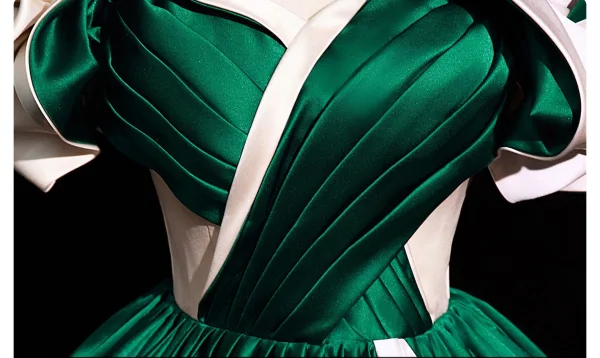 Two Tone Elegant Dark Green Satin Prom Dresses 2025 Ball Gown Off-The-Shoulder Short Sleeve Backless Floor-Length / Long Prom Formal Dresses