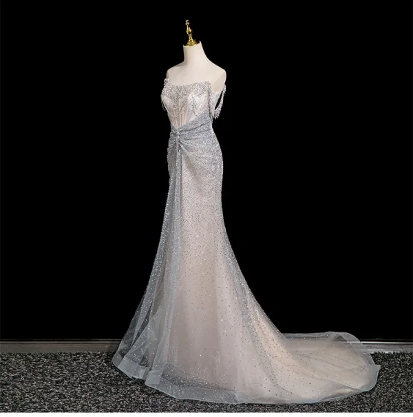 Sexy Silber Grau Perlenstickerei Pailletten Strass Abendkleider 2025 Meerjungfrau Bandeau Ärmellos Rückenfreies Sweep / Pinsel Zug Abend Festliche Kleider